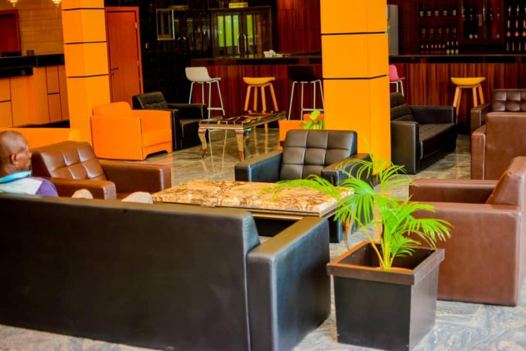Wetland Hotel Ughelli 外观 照片