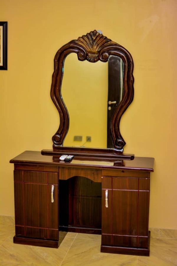 Wetland Hotel Ughelli 外观 照片